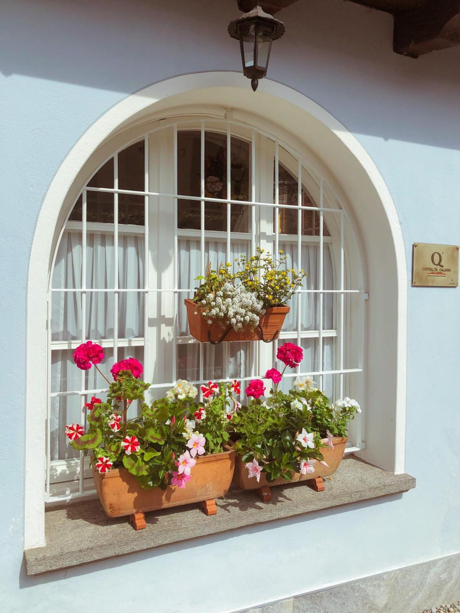 Hotel Antica Stallera Cannobio Exterior photo